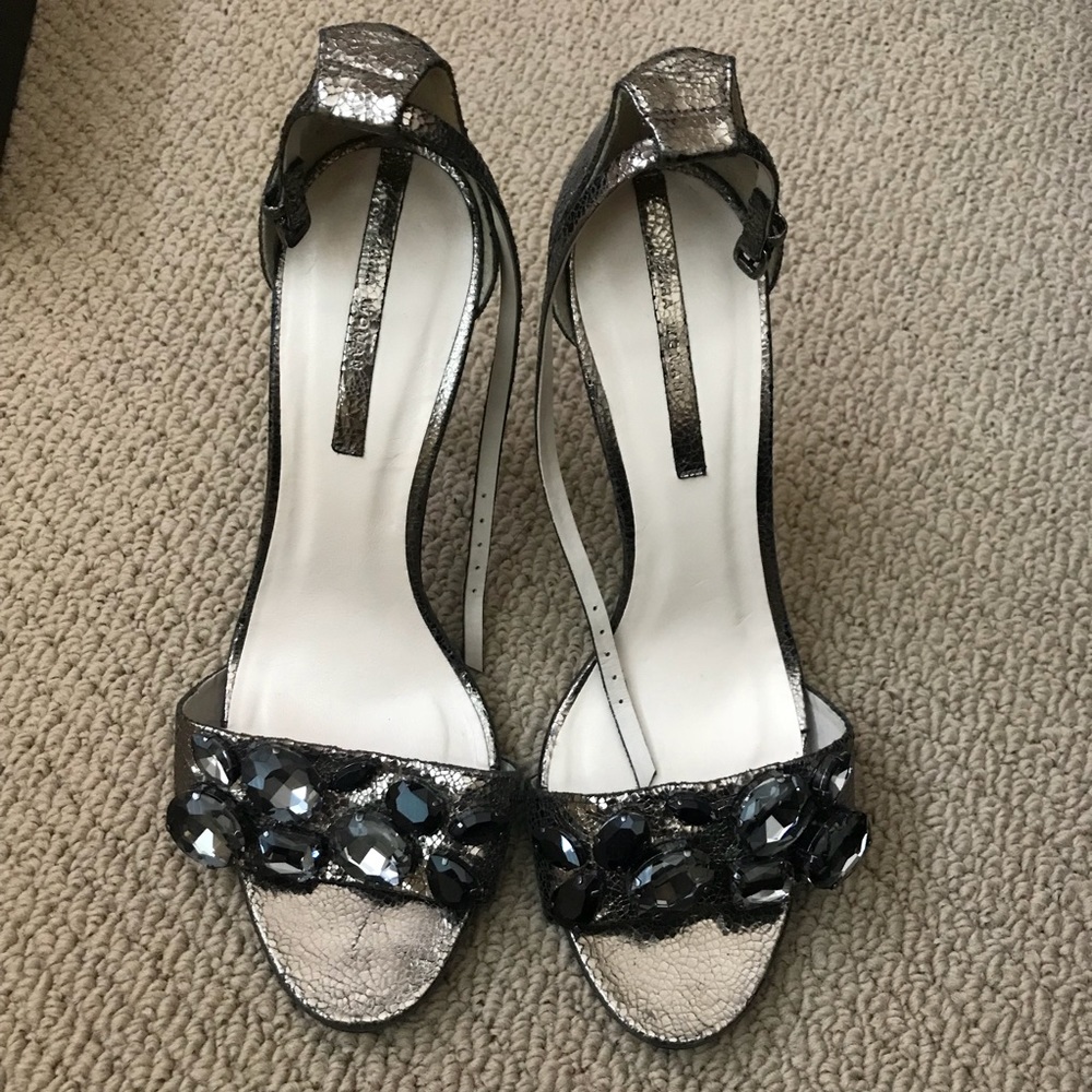 Zara ankle strap heel size 40